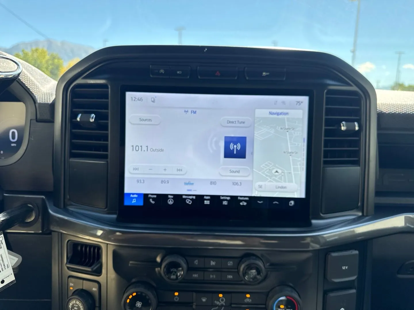 Ford F-150 photo 25