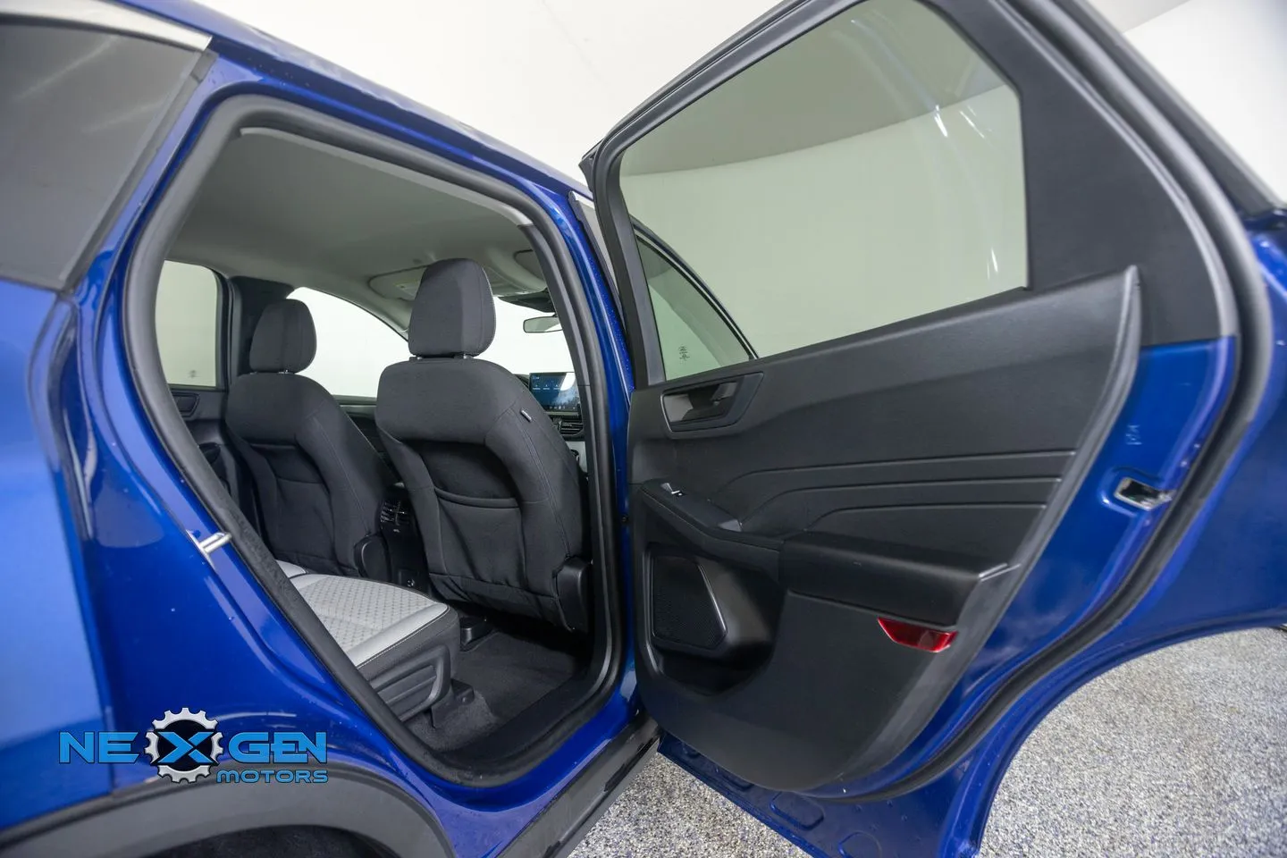 Ford Escape photo 40