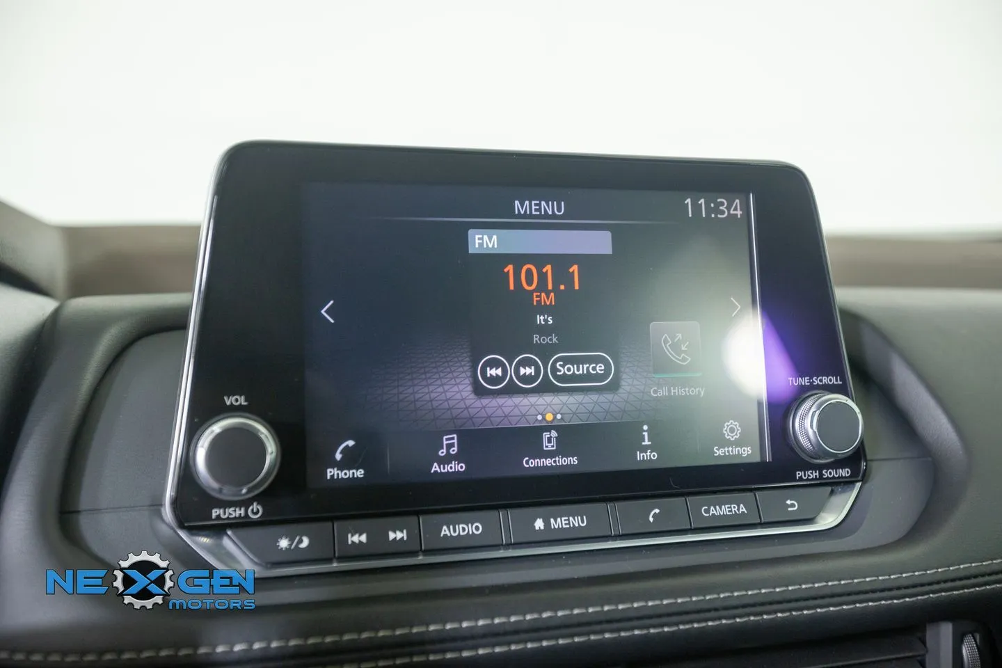 Nissan Rogue photo 19