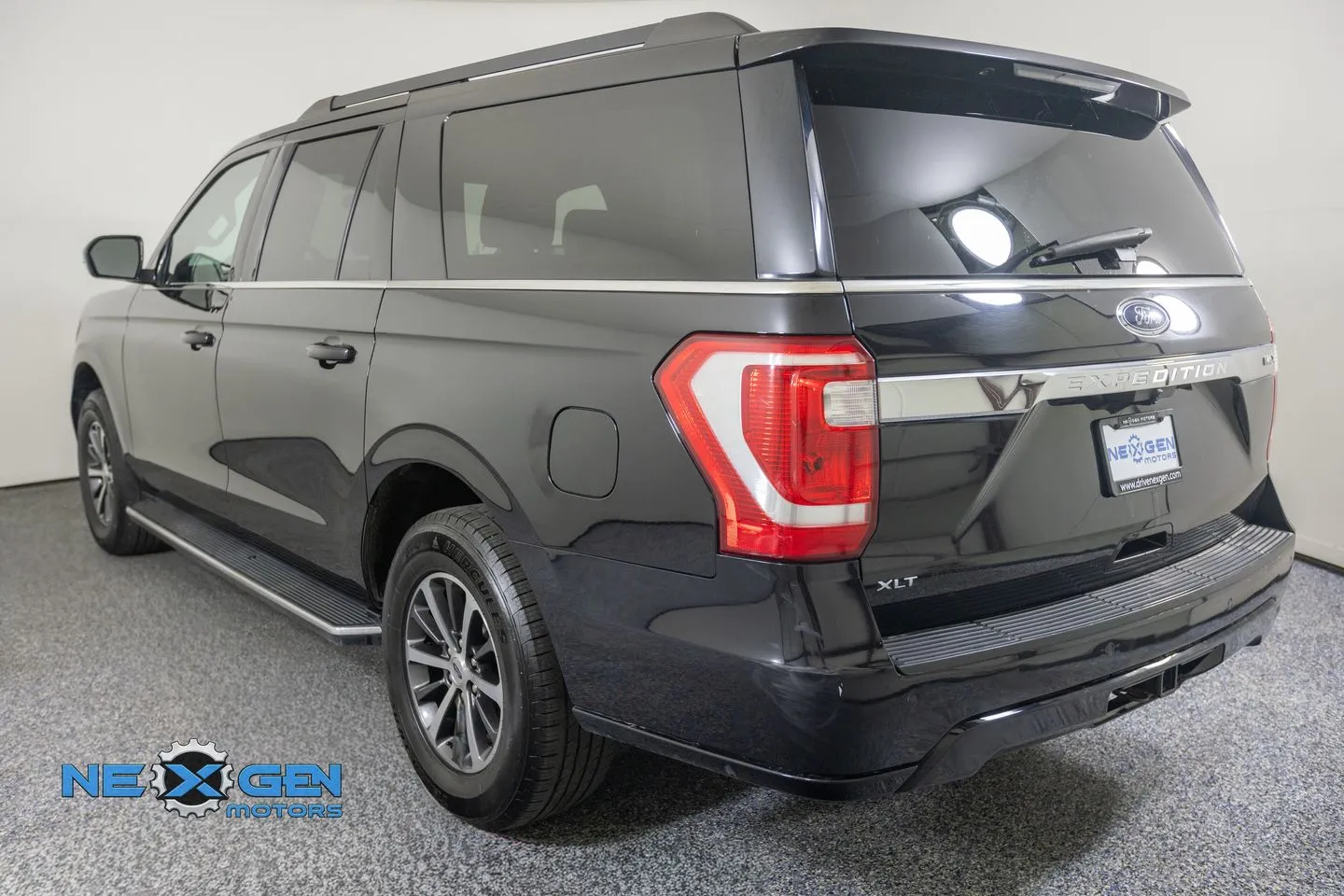 Ford Expedition MAX photo 29