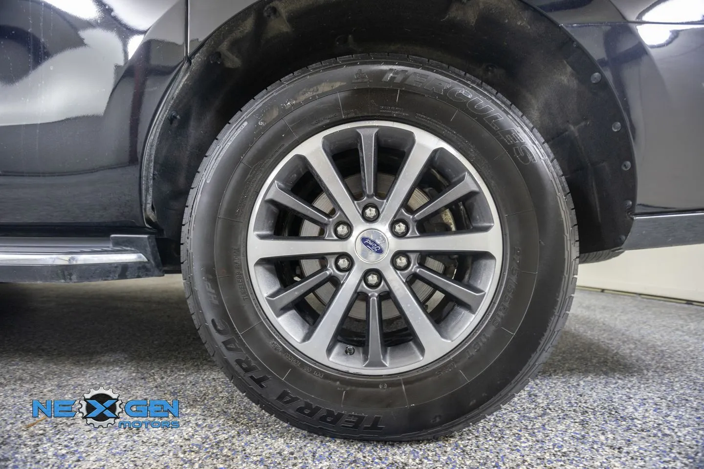 Ford Expedition MAX photo 48