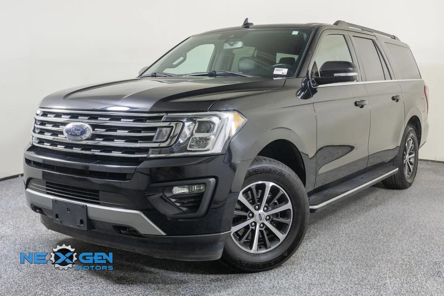 Ford Expedition MAX photo 10