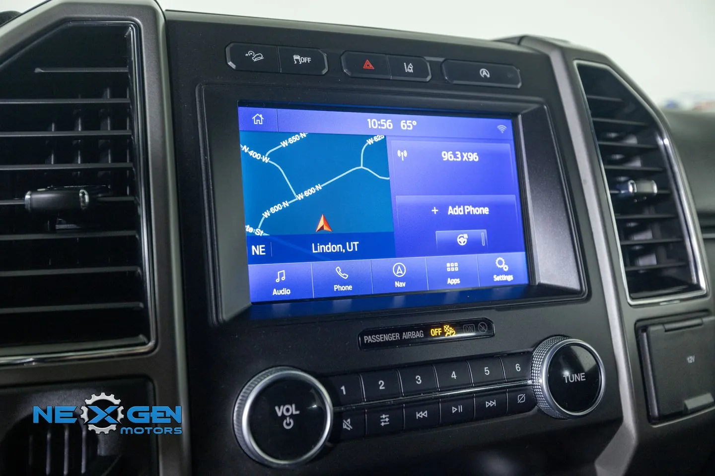 Ford Expedition MAX photo 19