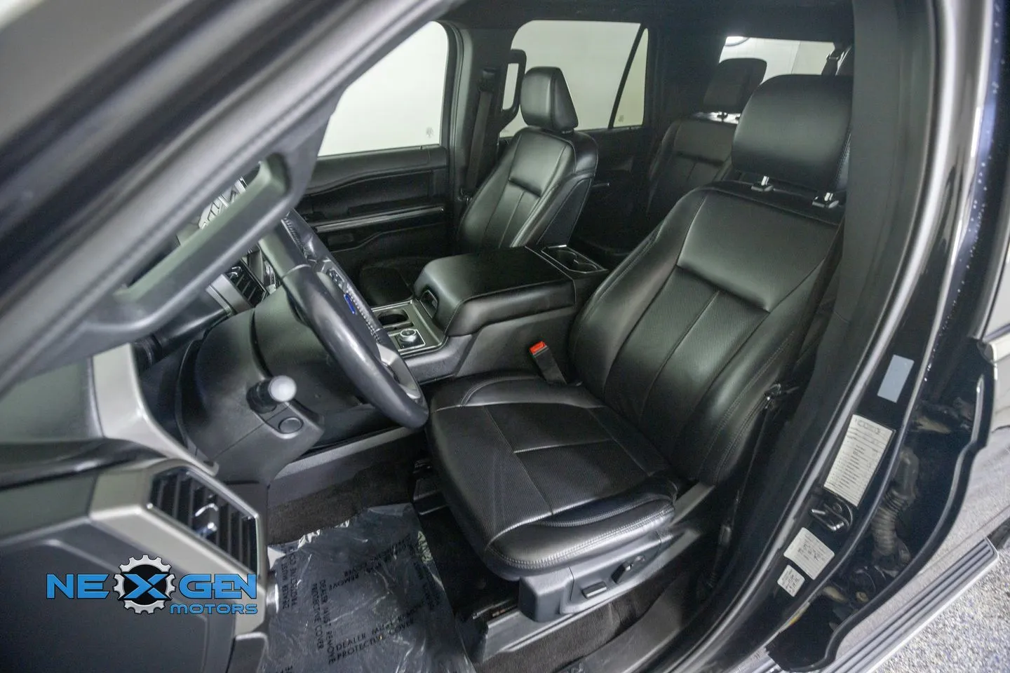 Ford Expedition MAX photo 27