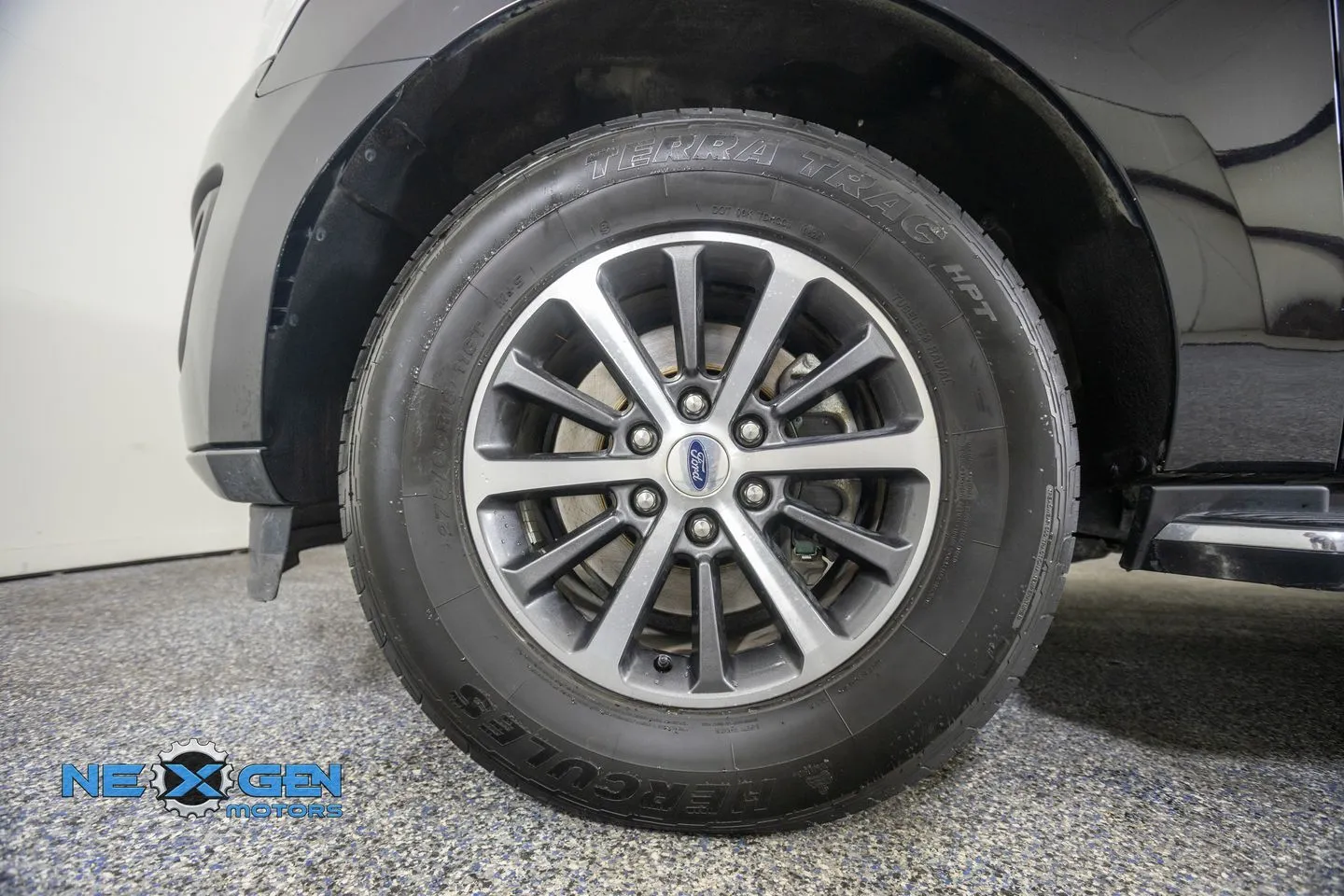 Ford Expedition MAX photo 49