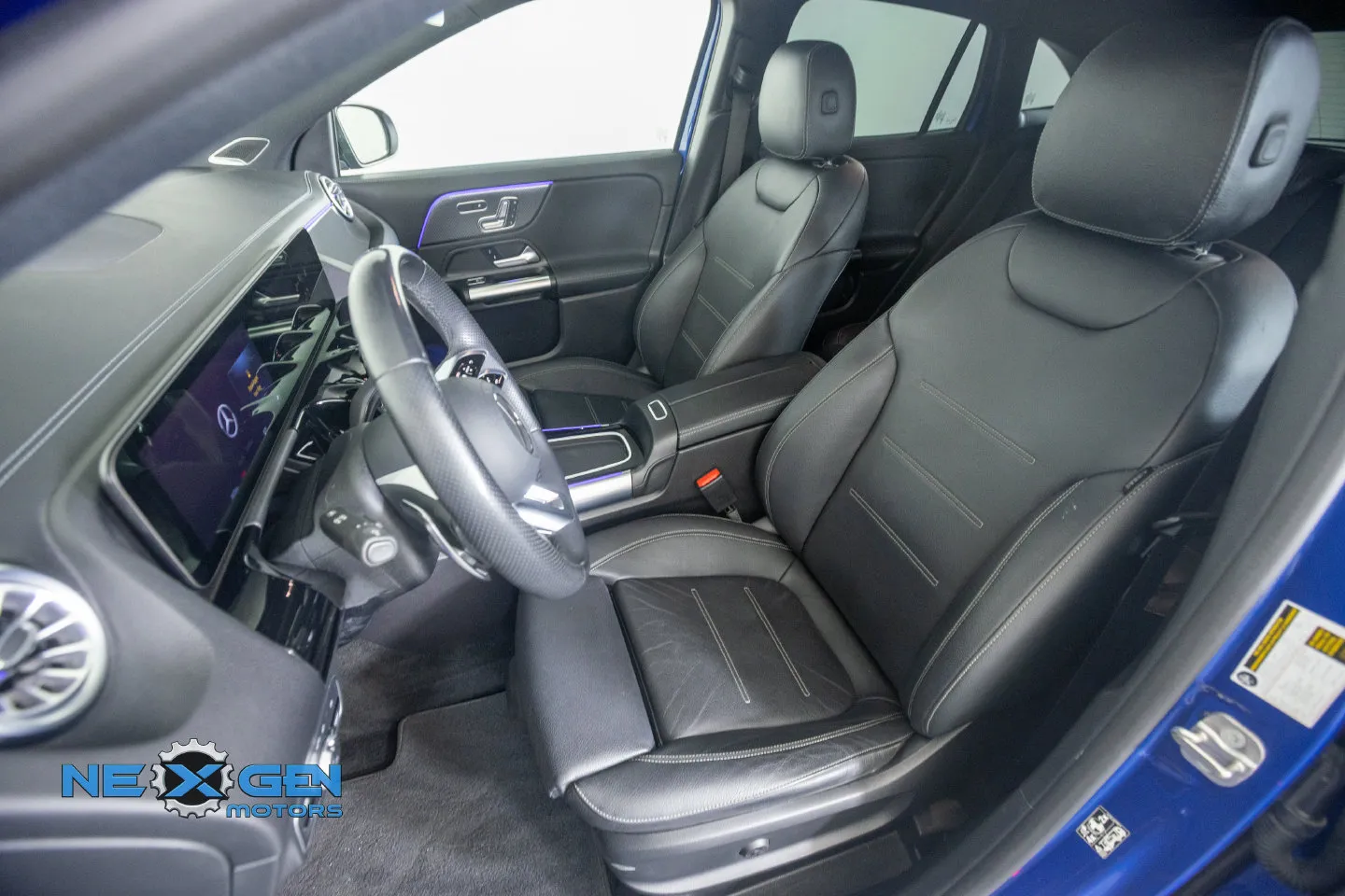 Mercedes-Benz GLA photo 26