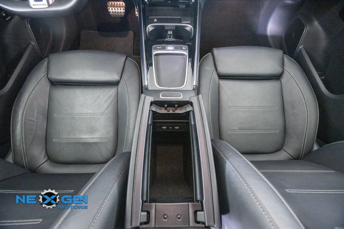 Mercedes-Benz GLA photo 5