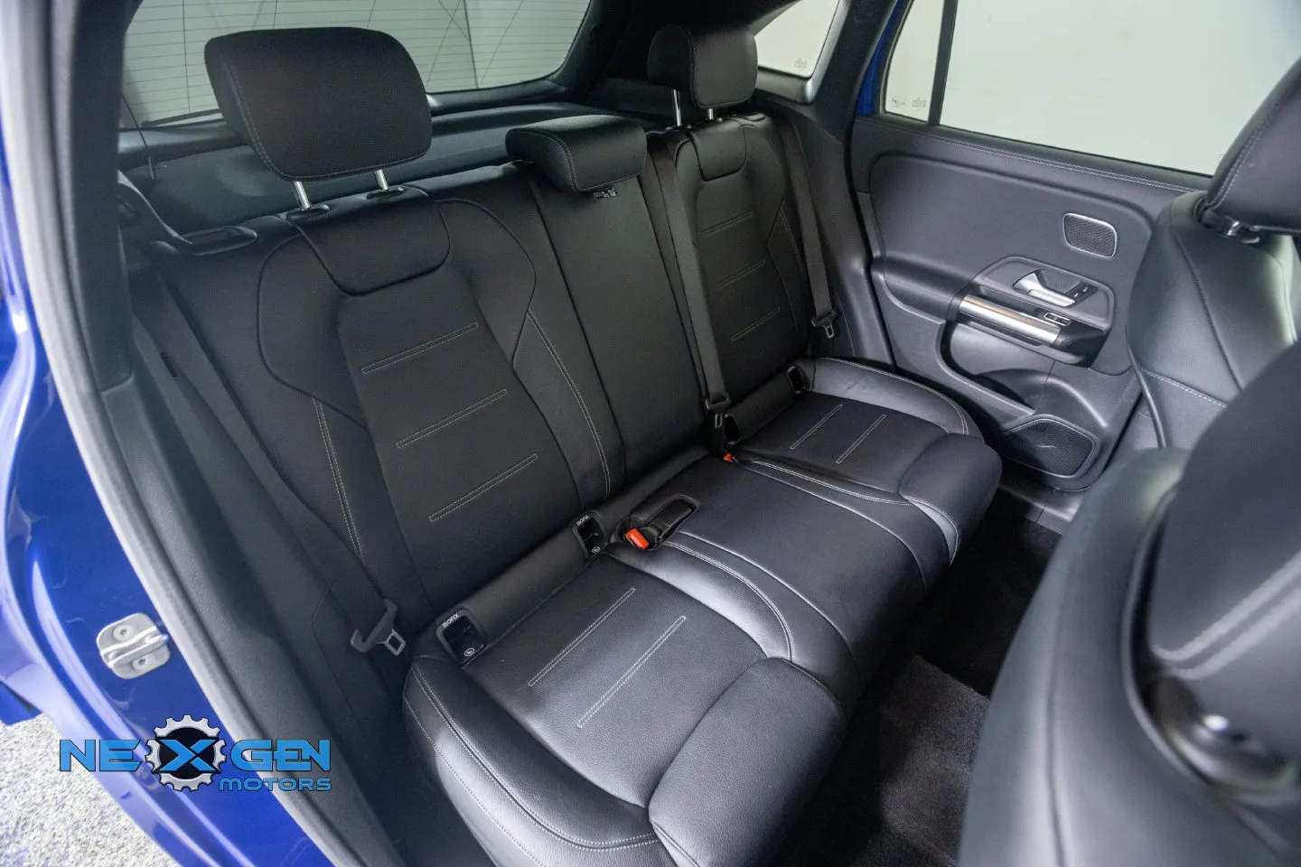 Mercedes-Benz GLA photo 42