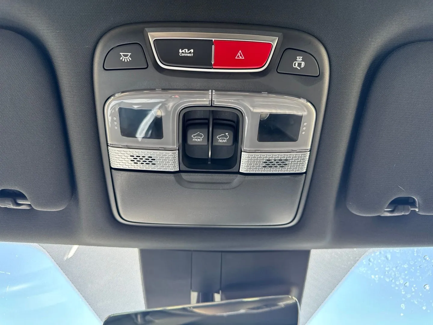Kia Telluride photo 30