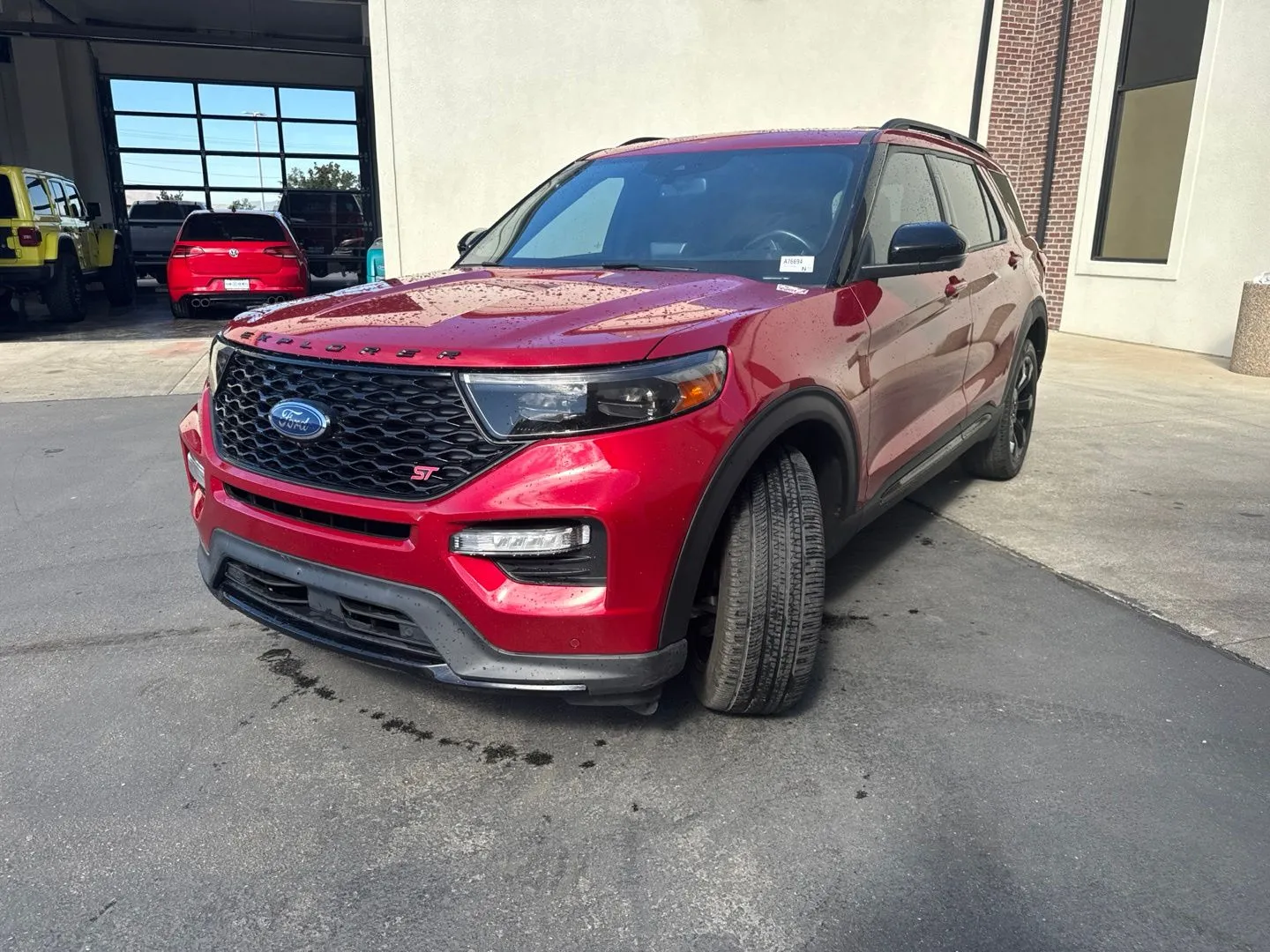 Ford Explorer photo 4
