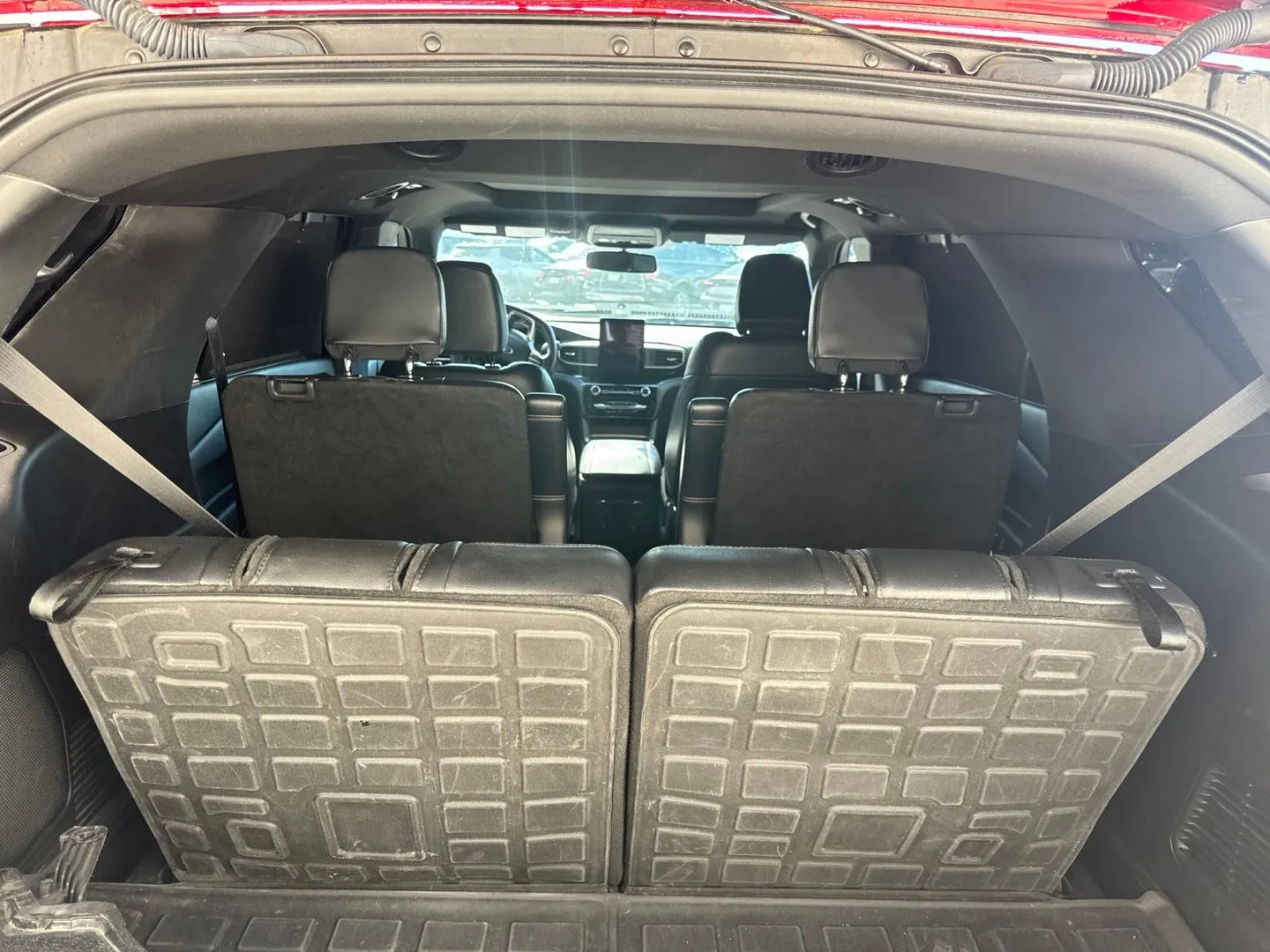 Ford Explorer photo 15