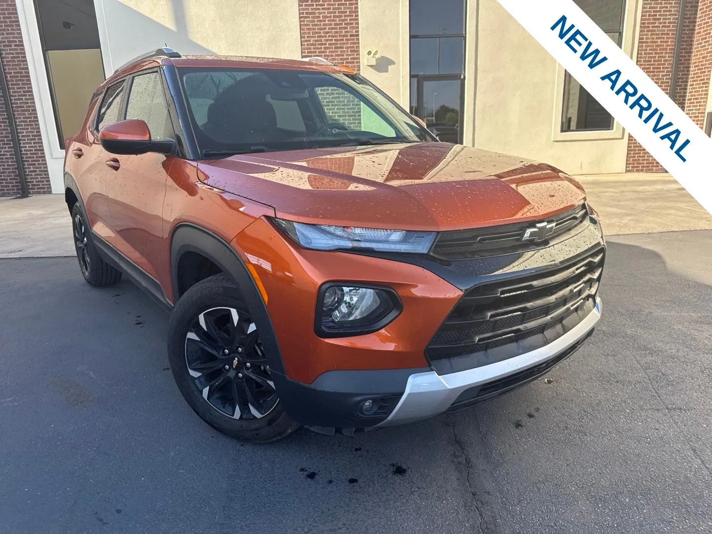 Orange 2022 Chevrolet TrailBlazer LT for sale in Lindon, UT