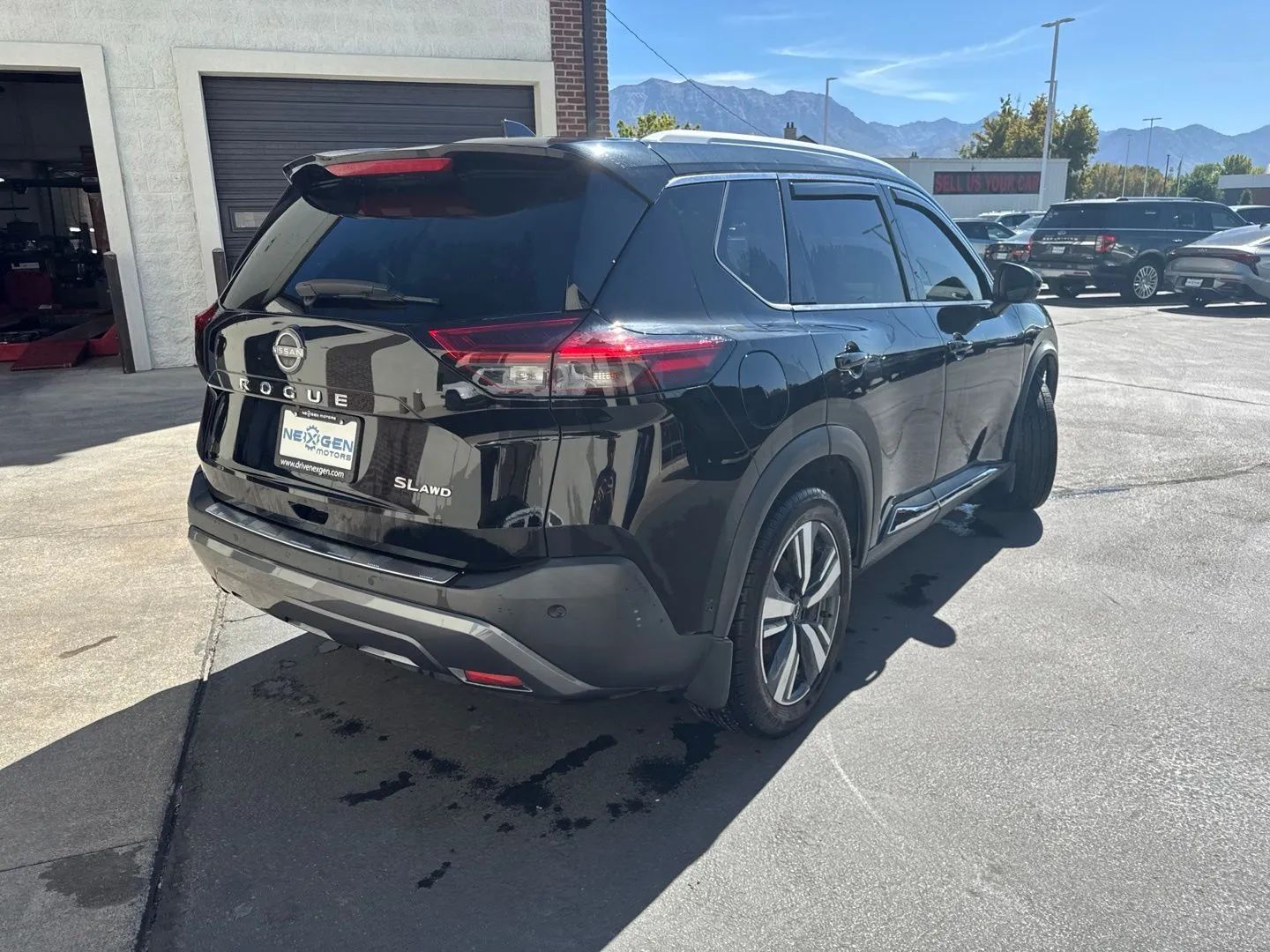 Nissan Rogue photo 8