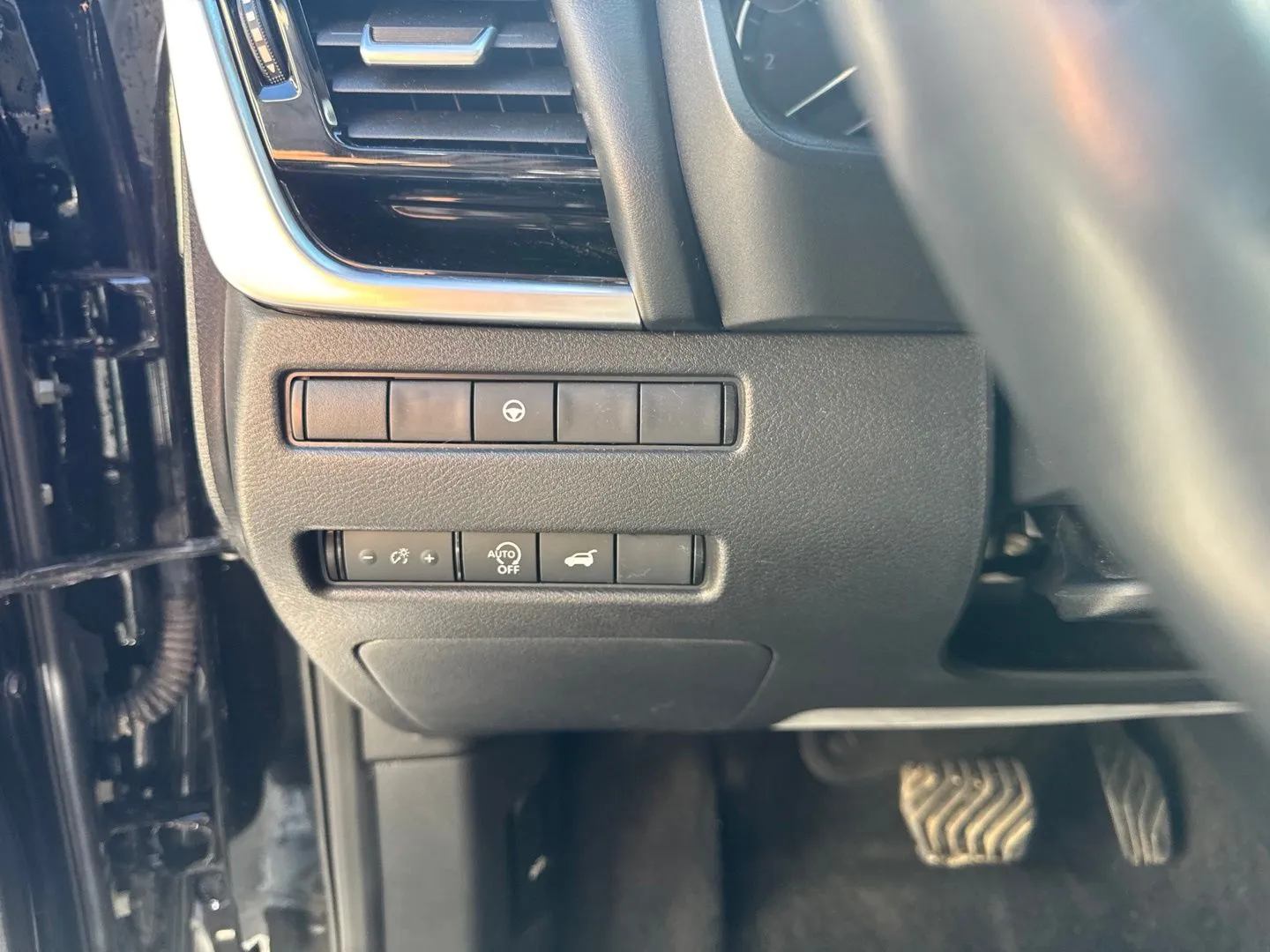 Nissan Rogue photo 21