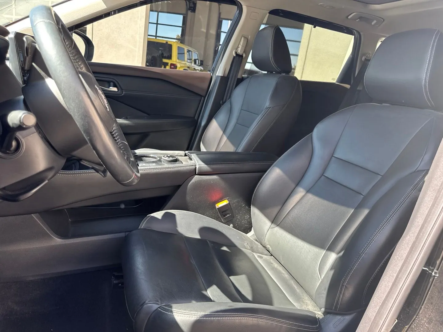 Nissan Rogue photo 18