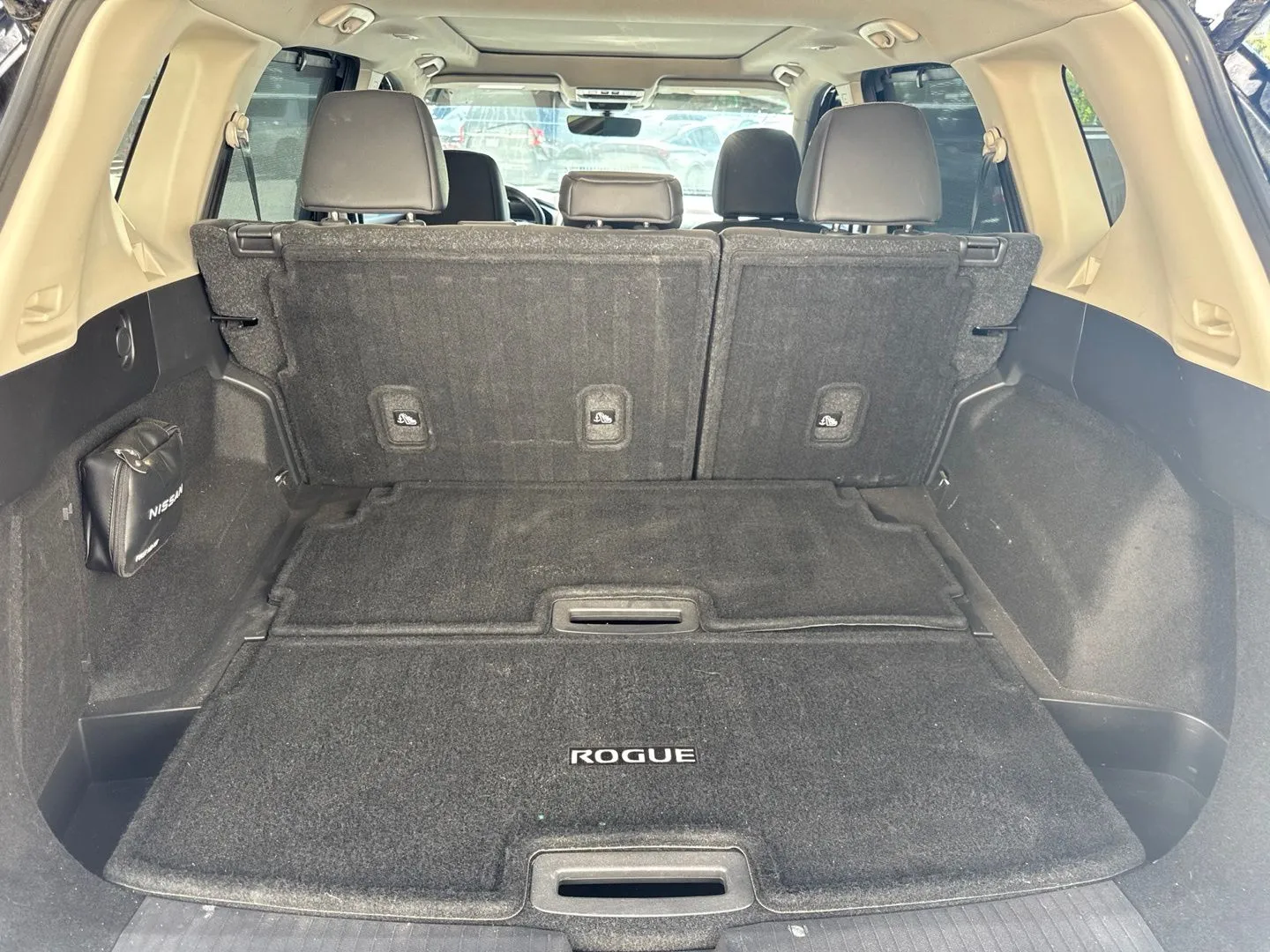 Nissan Rogue photo 14