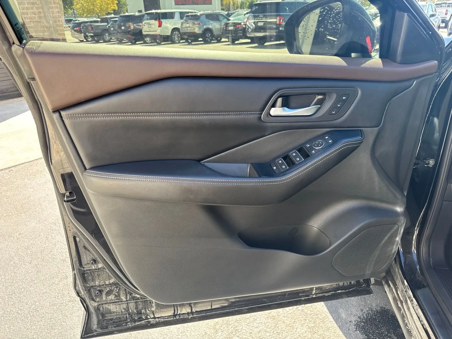 Nissan Rogue photo 19