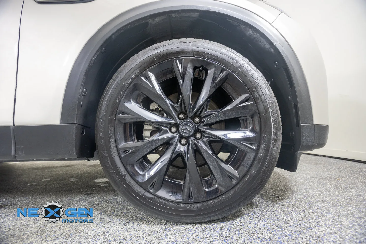 Mazda CX-90 photo 45