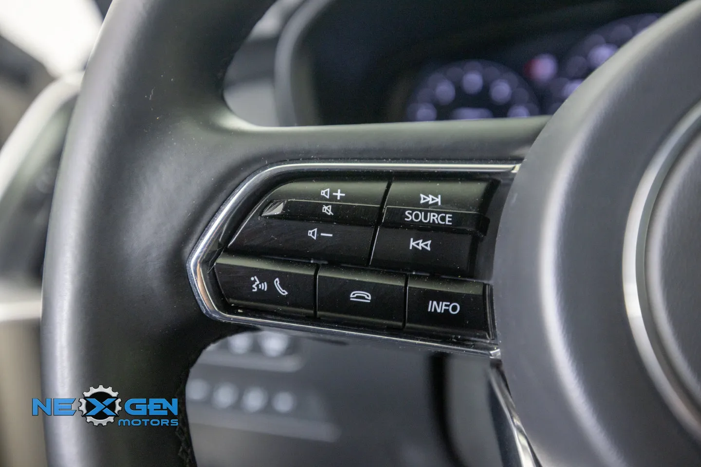 Mazda CX-90 photo 17