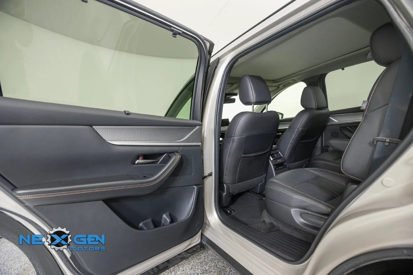 Mazda CX-90 photo 29