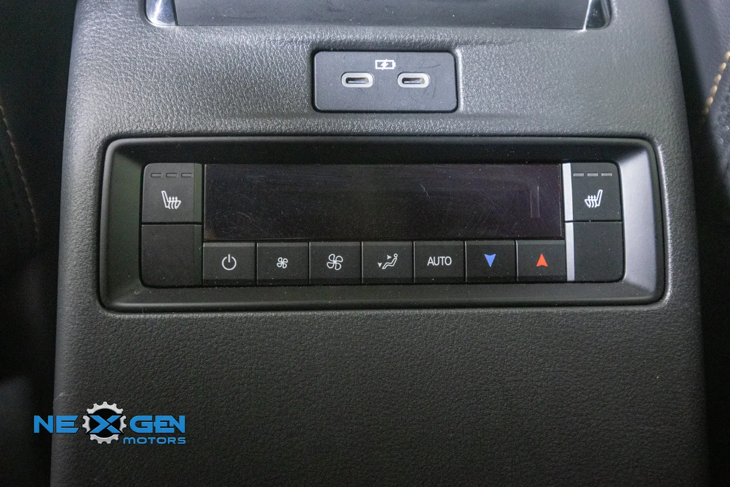 Mazda CX-90 photo 34