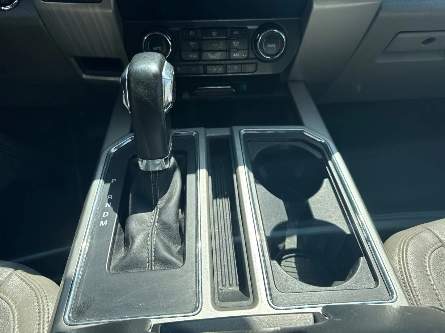 Ford F-150 photo 27