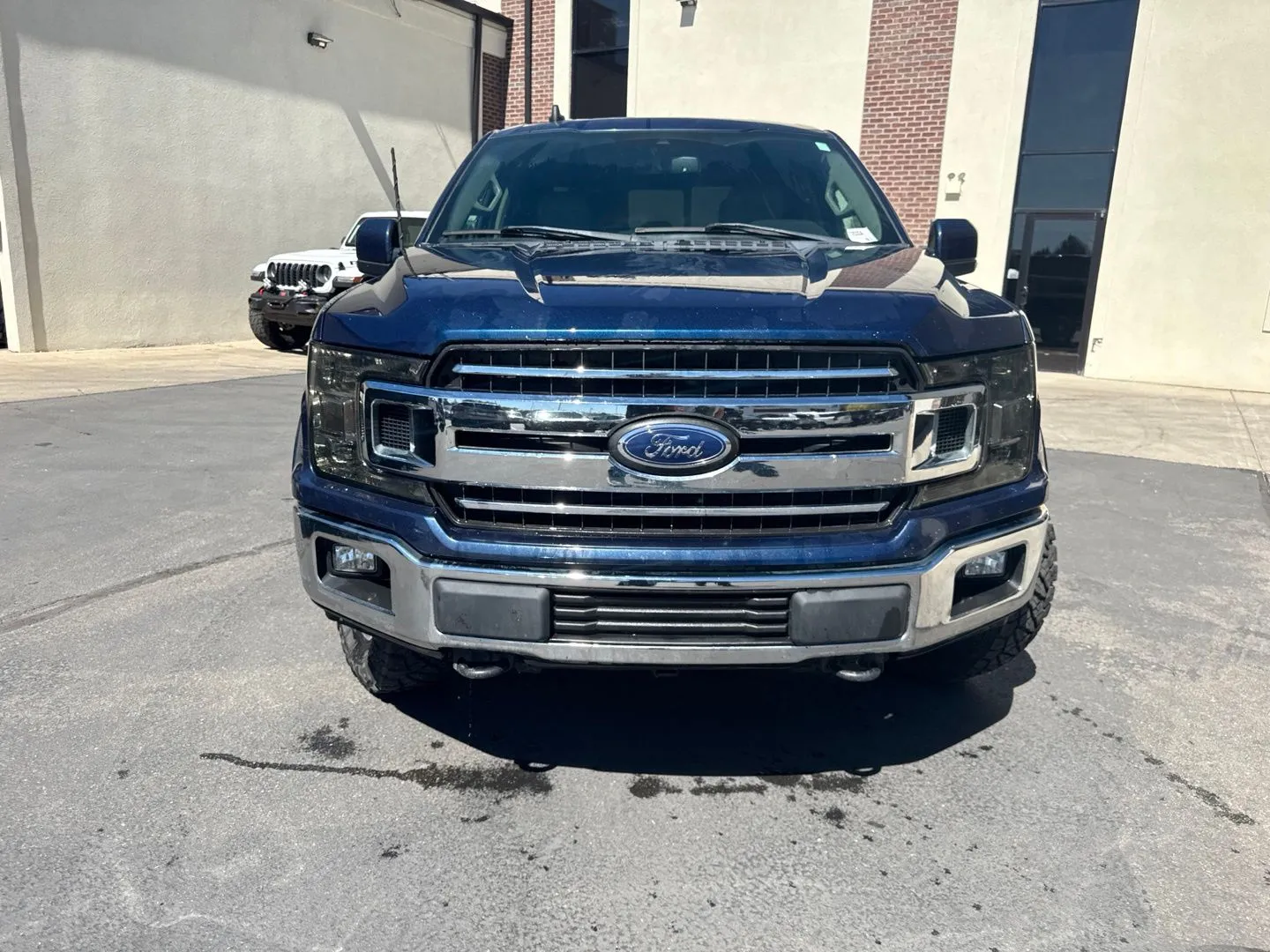 Ford F-150 photo 3