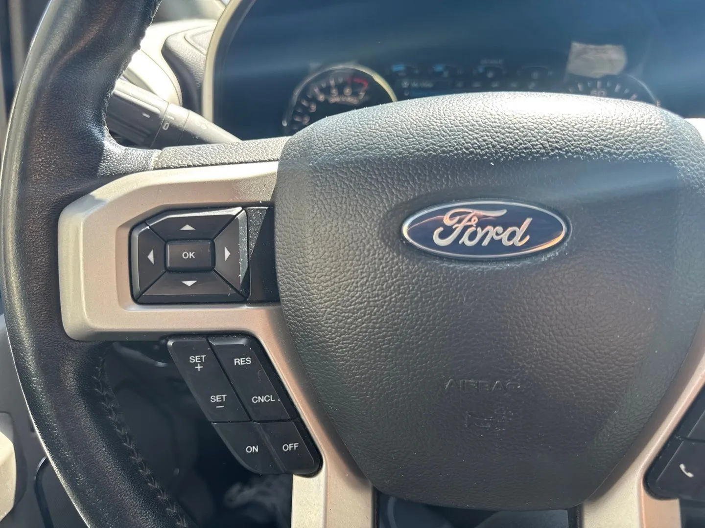 Ford F-150 photo 22