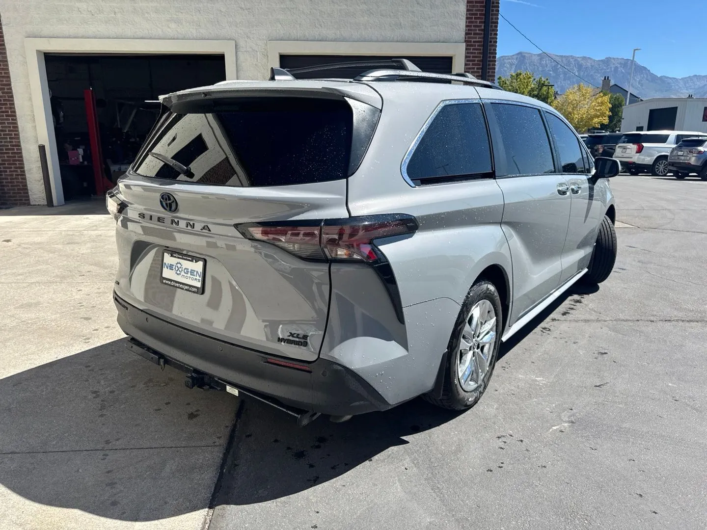 Toyota Sienna photo 8
