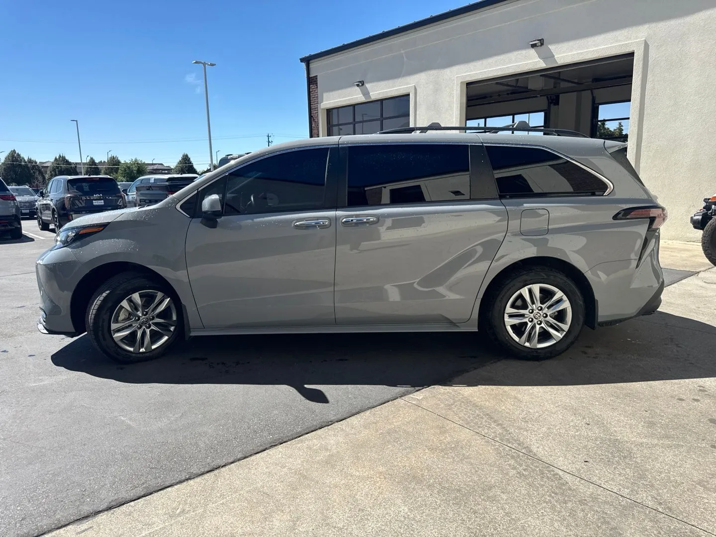 Toyota Sienna photo 5