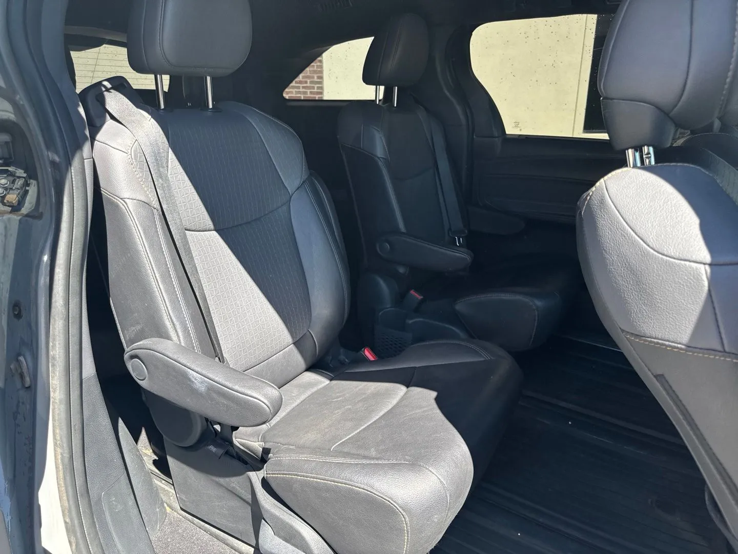 Toyota Sienna photo 12
