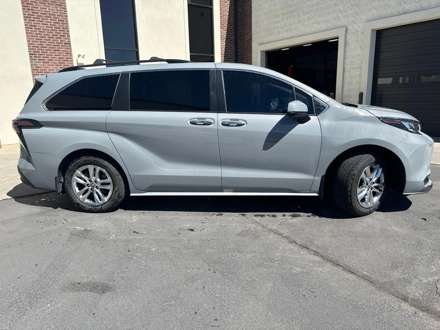 Toyota Sienna photo 9