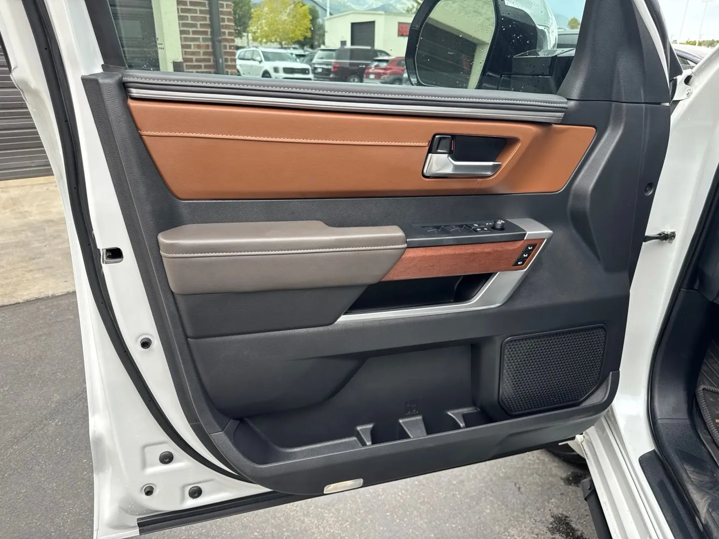Toyota Tundra photo 18