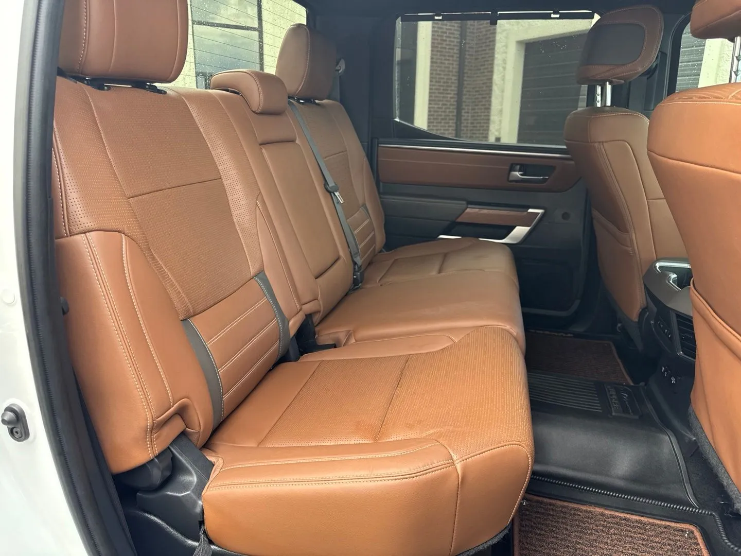 Toyota Tundra photo 12