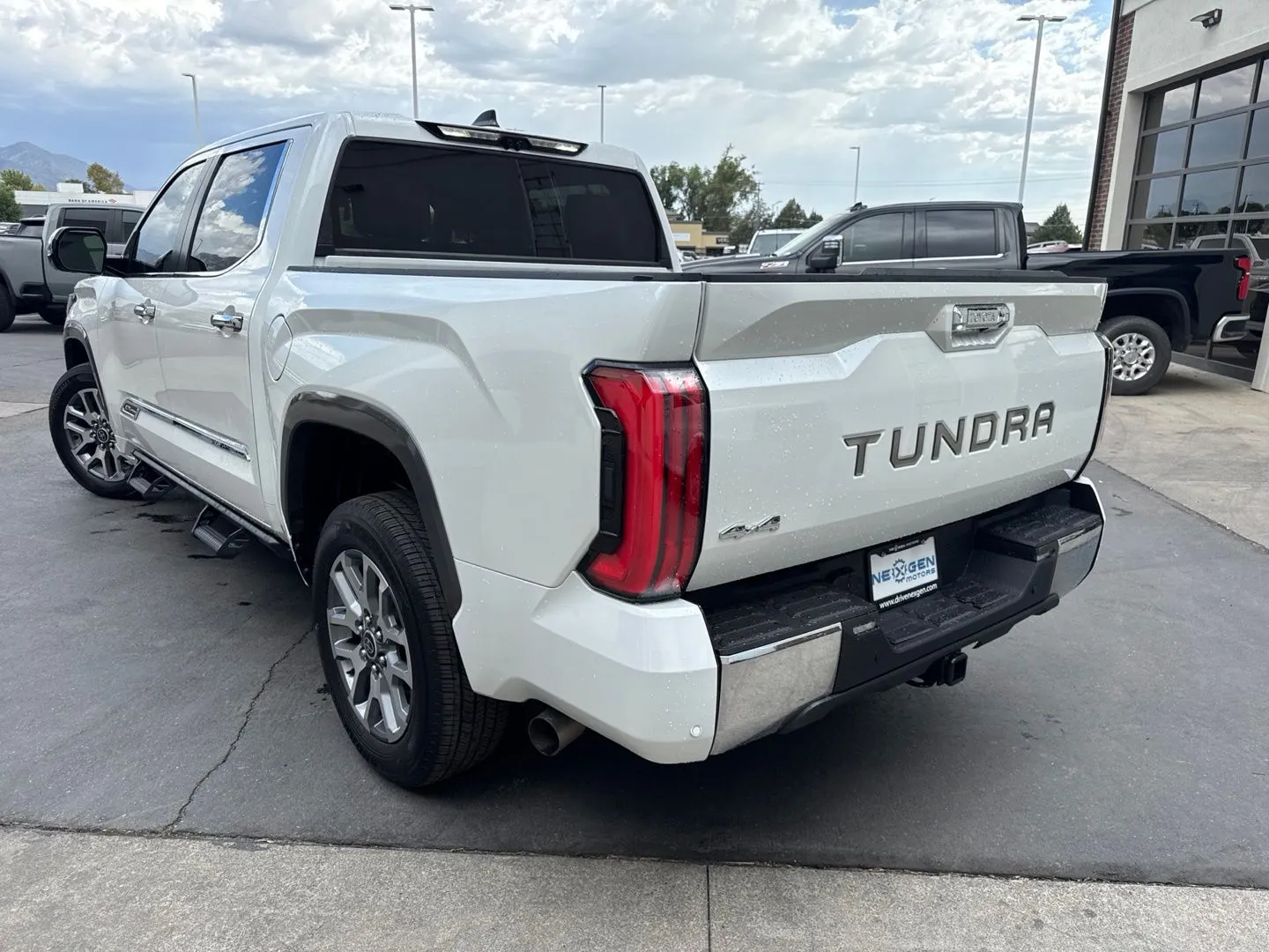 Toyota Tundra photo 6