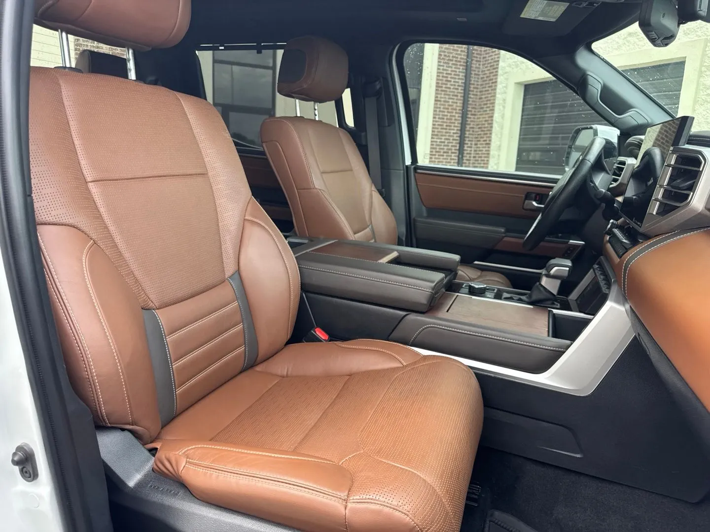 Toyota Tundra photo 10