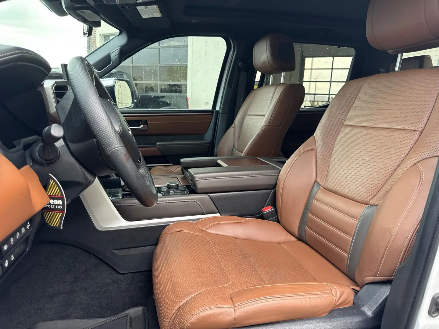 Toyota Tundra photo 17