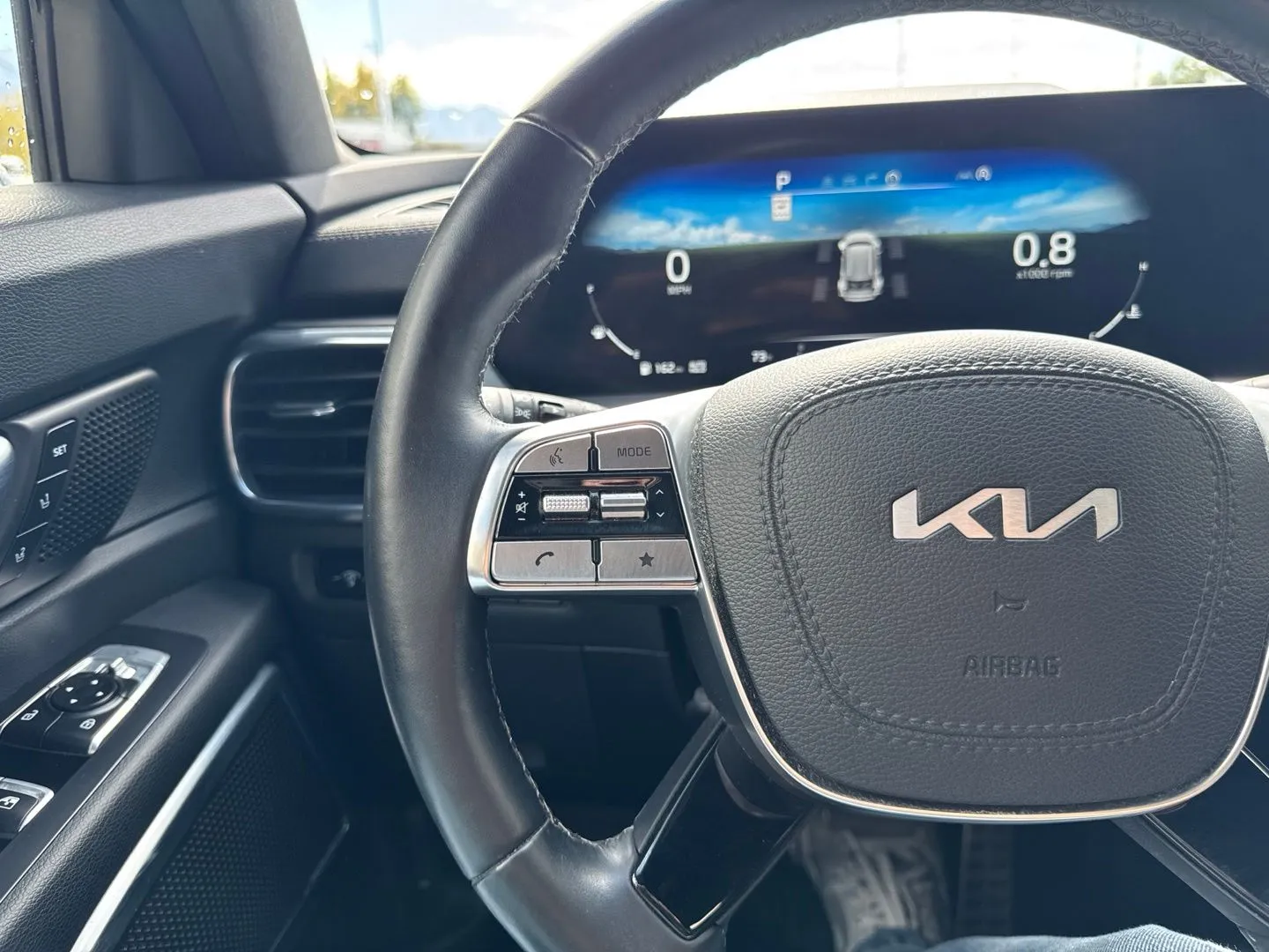Kia Telluride photo 24