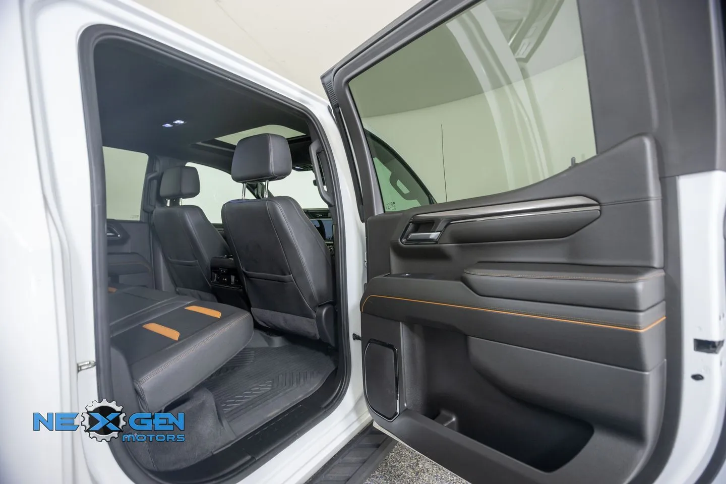 GMC Sierra photo 39