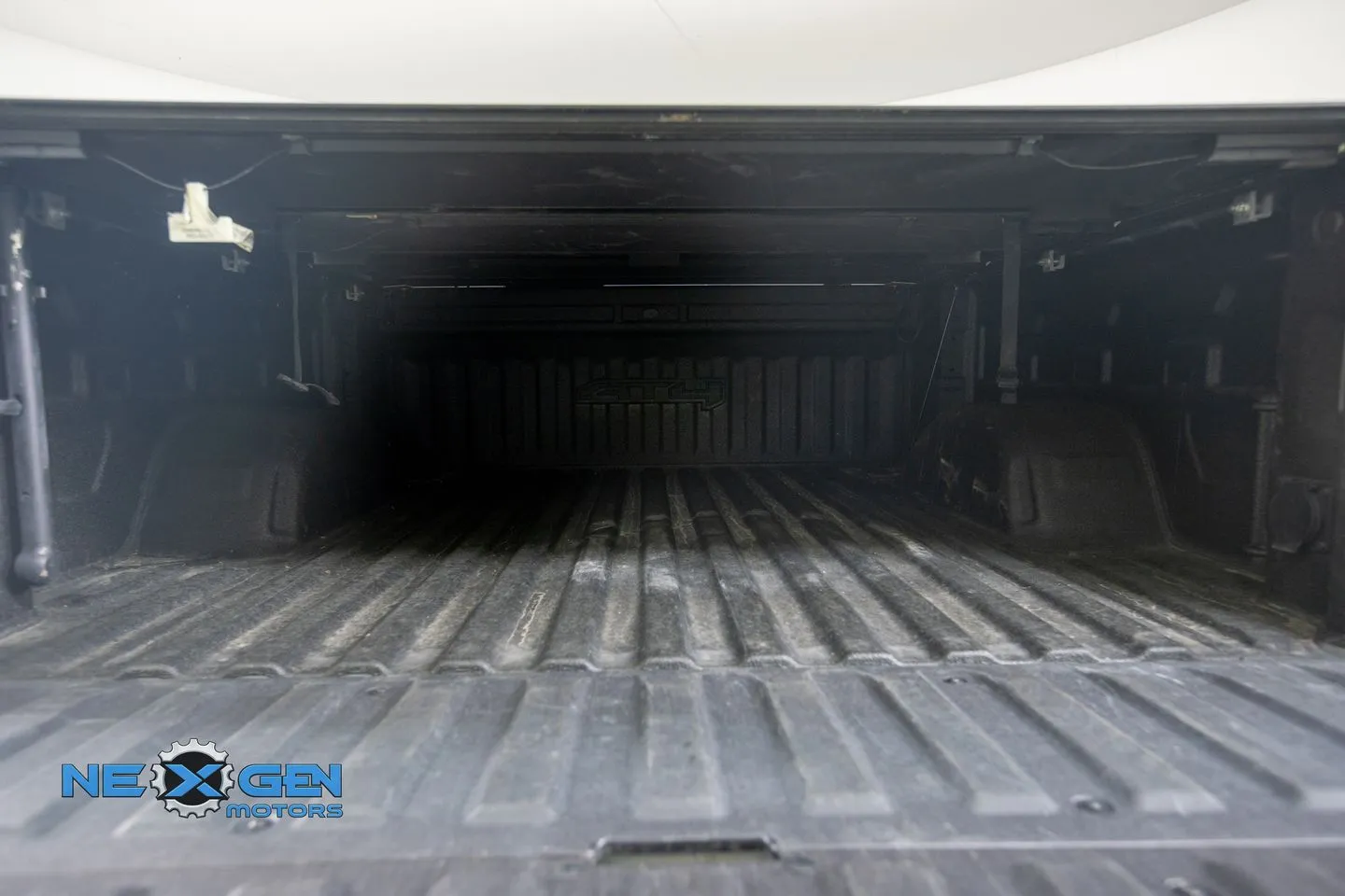 GMC Sierra photo 36