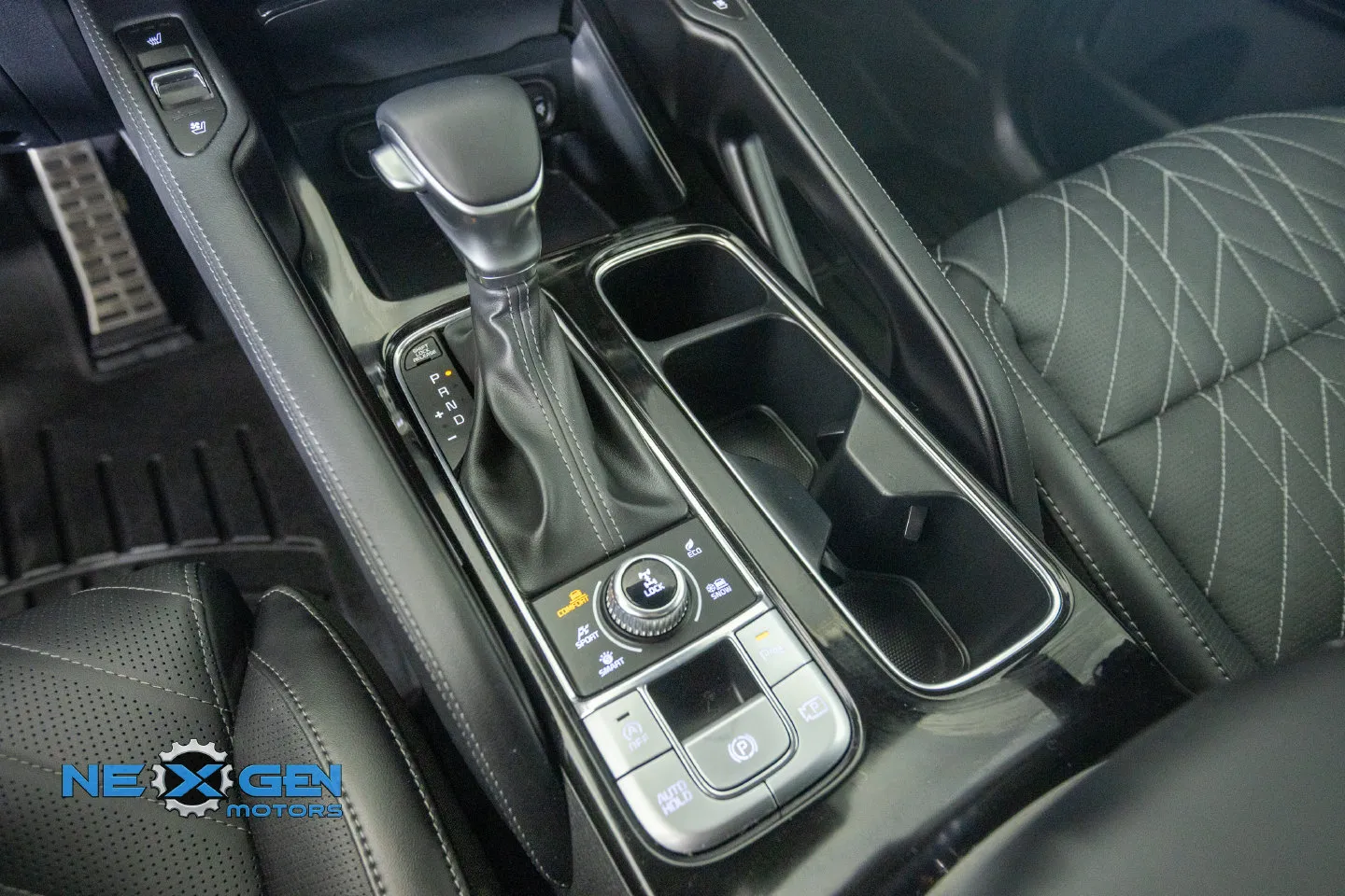 Kia Telluride photo 24