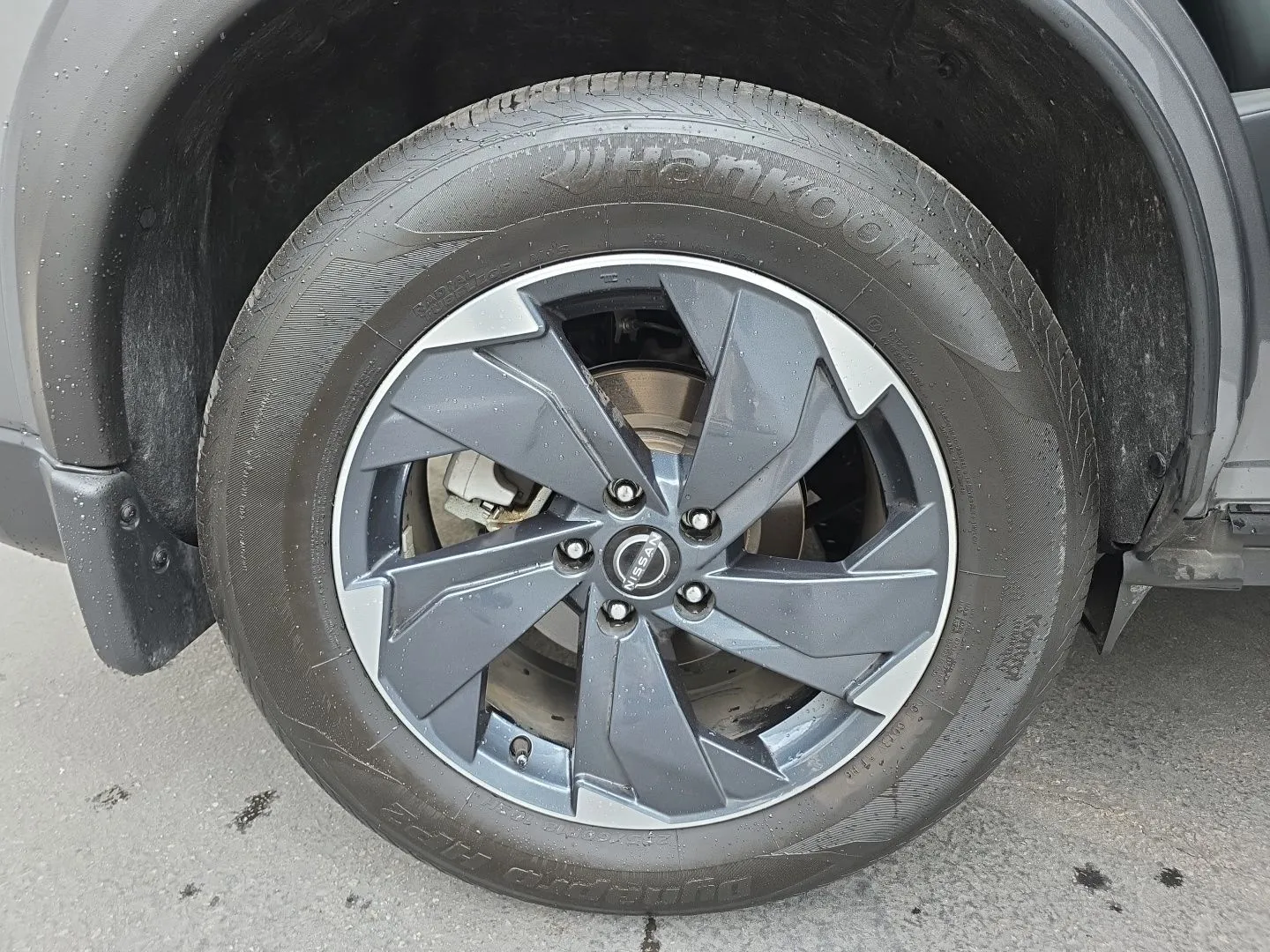 Nissan Rogue photo 28