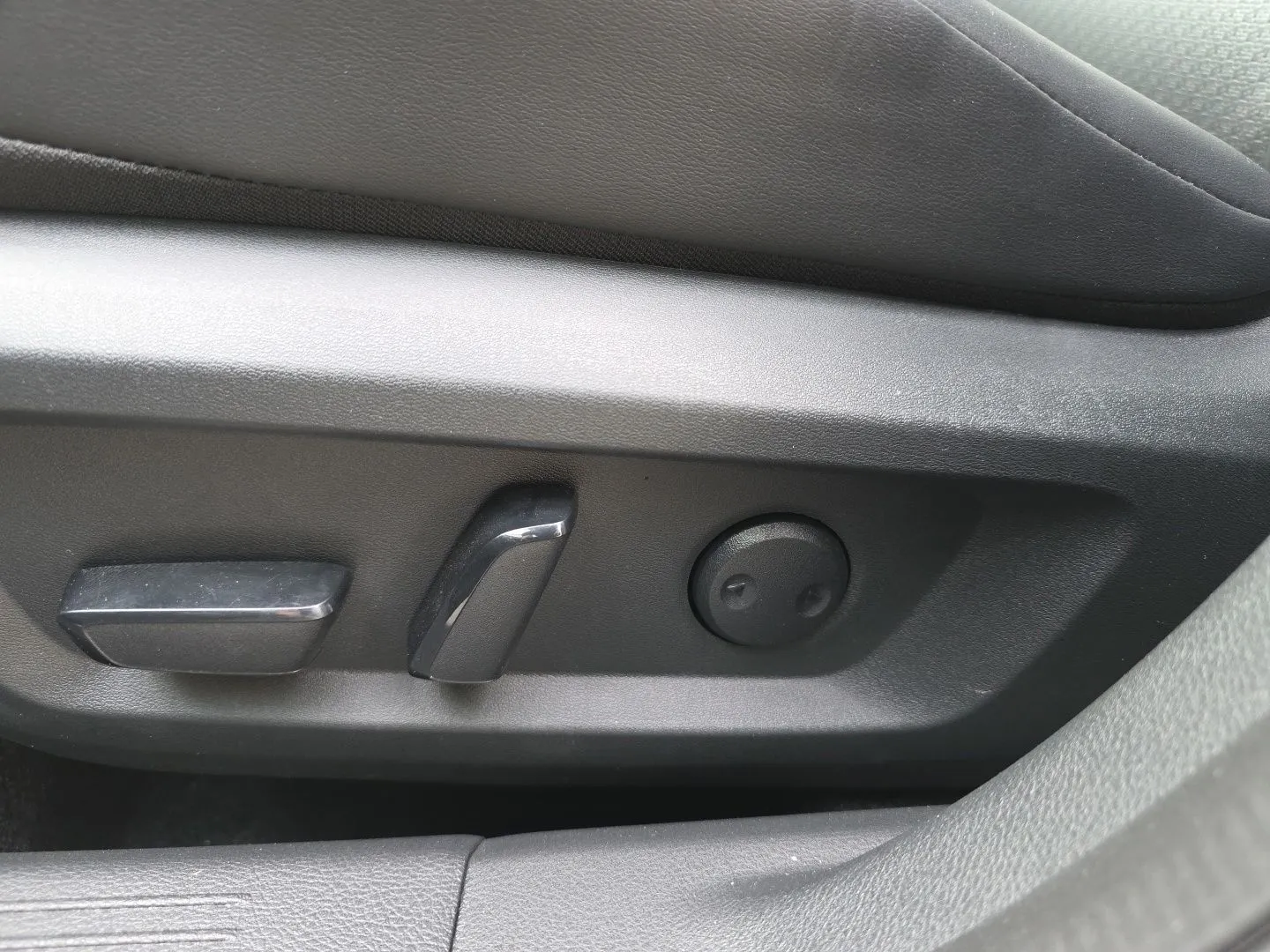 Nissan Rogue photo 9