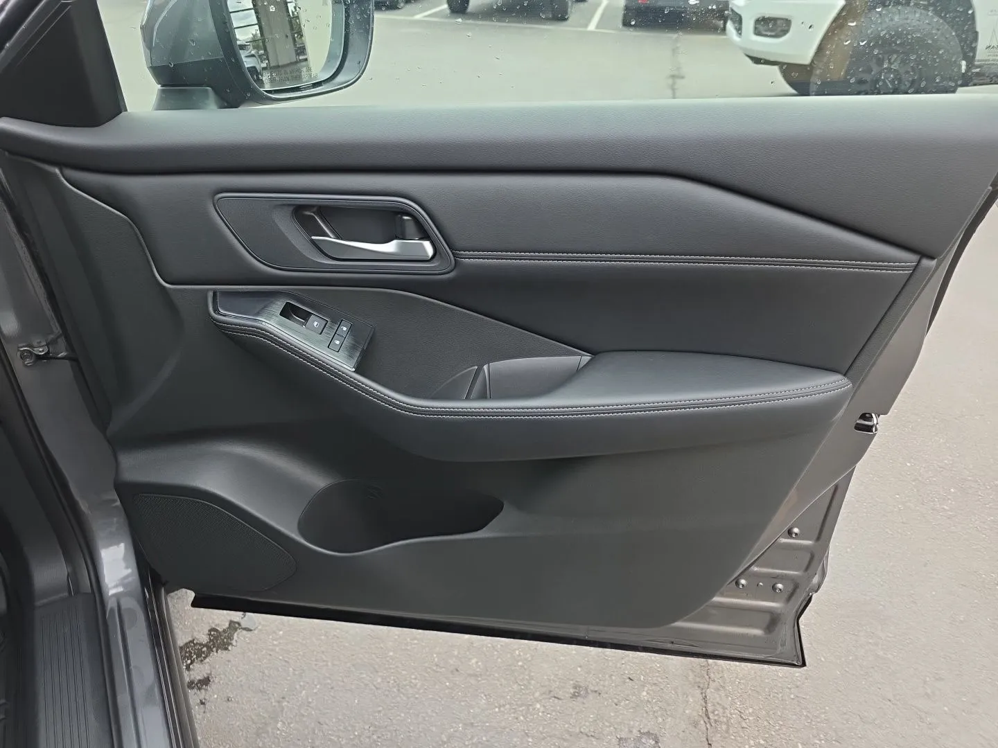 Nissan Rogue photo 34