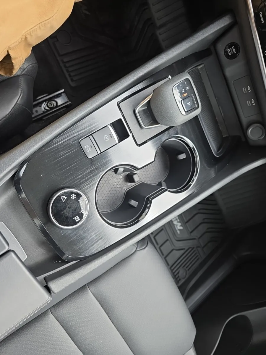 Nissan Rogue photo 15