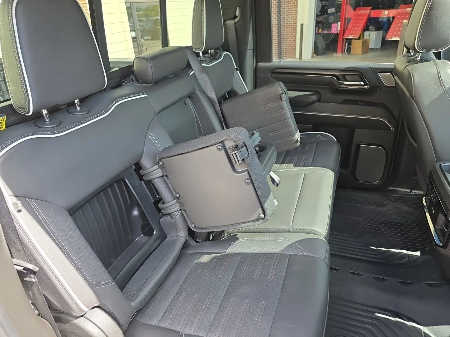 GMC Sierra photo 24