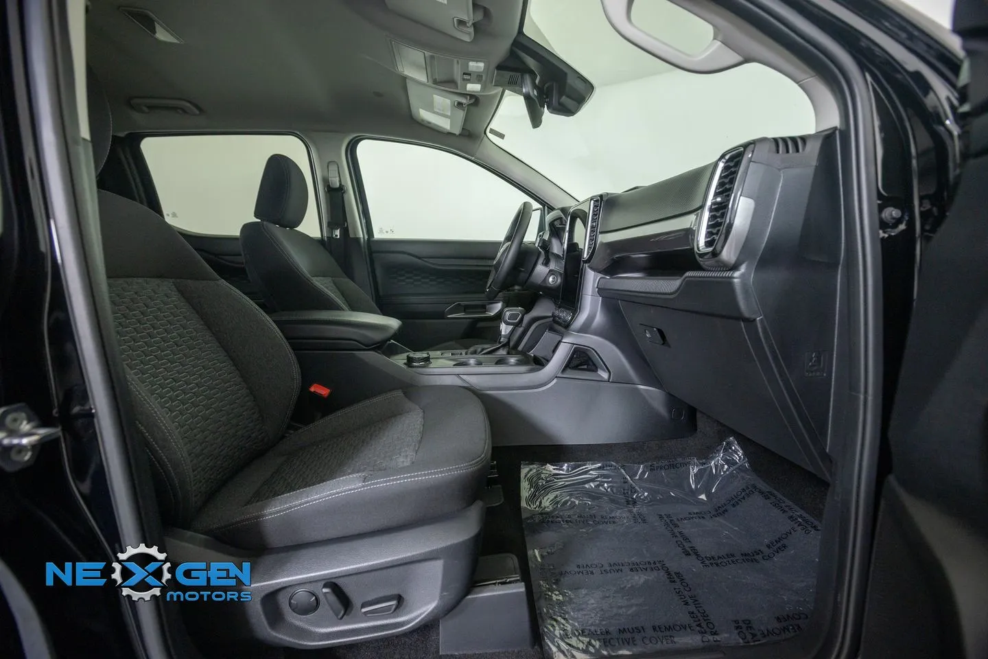 Ford Ranger photo 8
