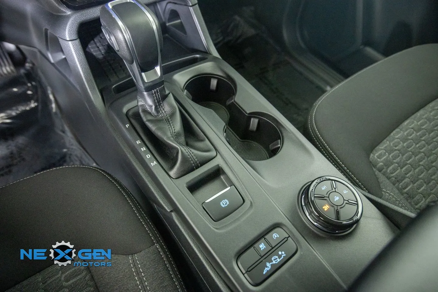 Ford Ranger photo 24