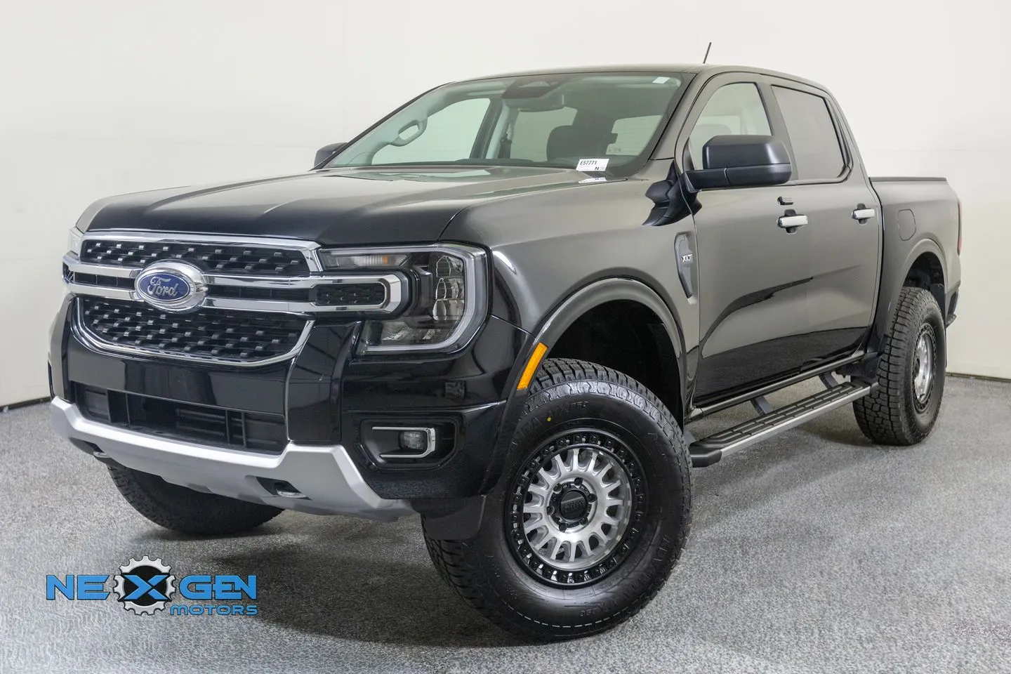Ford Ranger photo 11