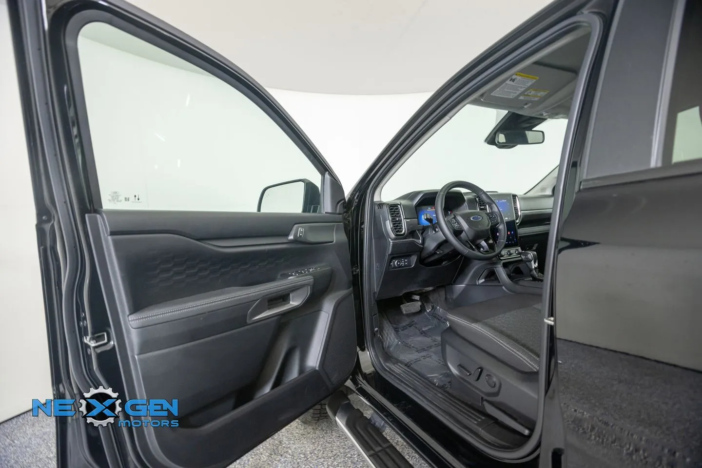 Ford Ranger photo 12